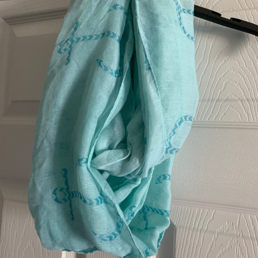 Infinity scarf